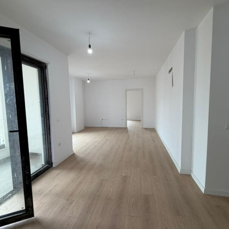 🏡 Shitet Apartament 2+1 + 2 Tualete – Komuna e Parisit 📍