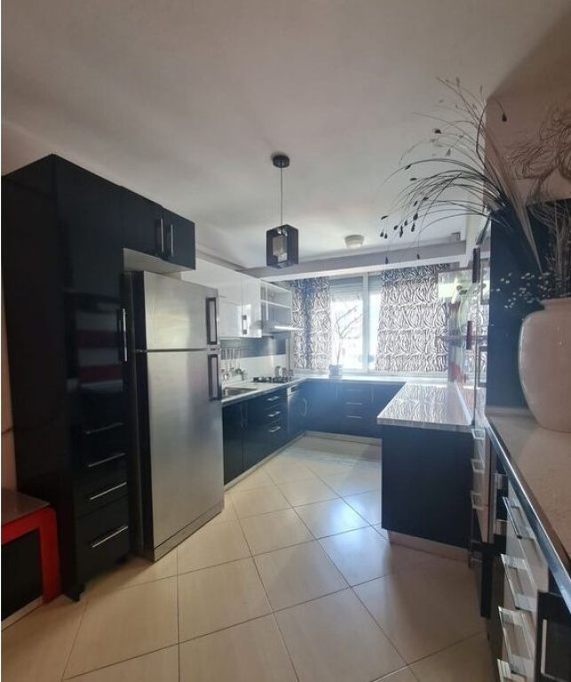 Apartment for rent 2+1+2 bathrooms, at Kompleksi Magnet