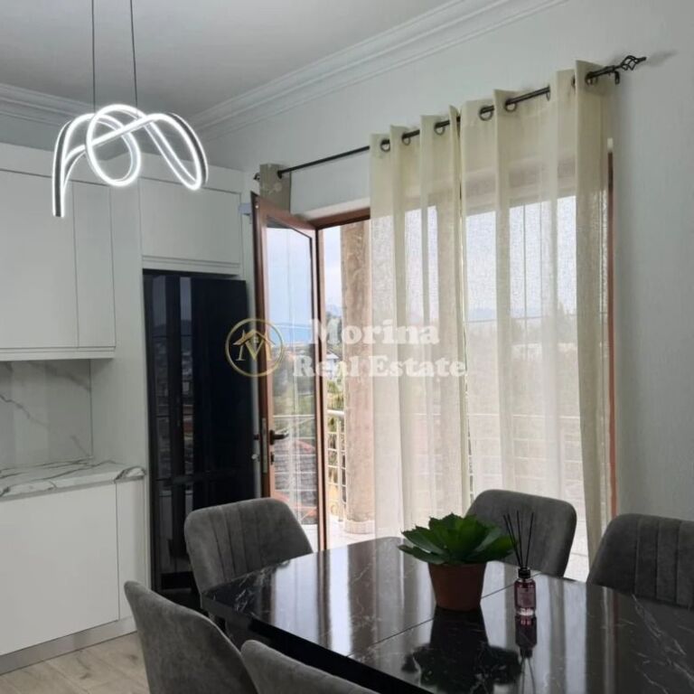 Qera | Shtëpi private 2 + 1 | Sauk | 600 €/muaj.