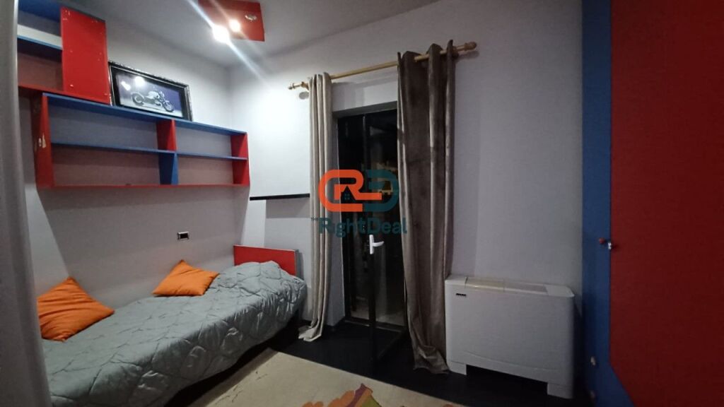 Tek Rruga E Durresit, Jepet Me Qira Apartament 2+1 Ideal Per Banim Me Lokacion Perfekt!!!