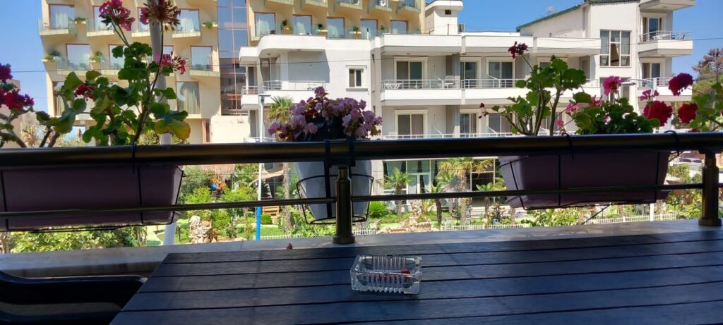 Jepet  me qera apartament  1+1 Golem. PERBALLE  hotel Hepidan