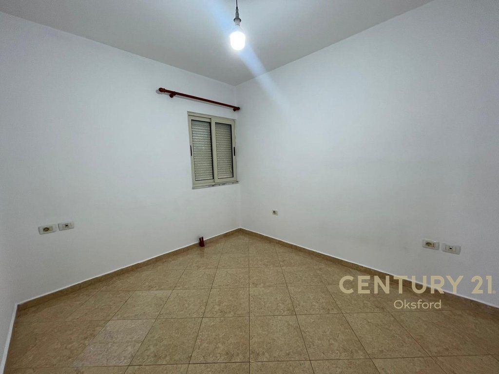 PËR QIRA APARTAMENT 2+1 NË FUSHËN E AVIACIONIT