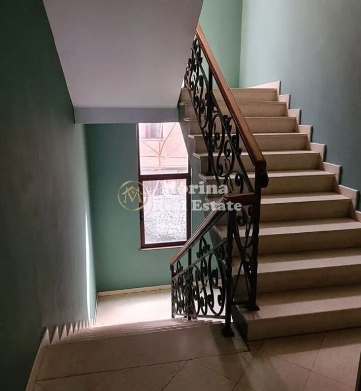 Shitje | Vilë | Myslym Shyri | 1300000 €