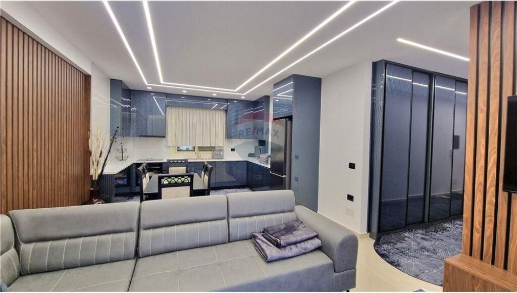 🏡 Appartamento 2+1 in Affitto – Lungo Mare, Vlorë