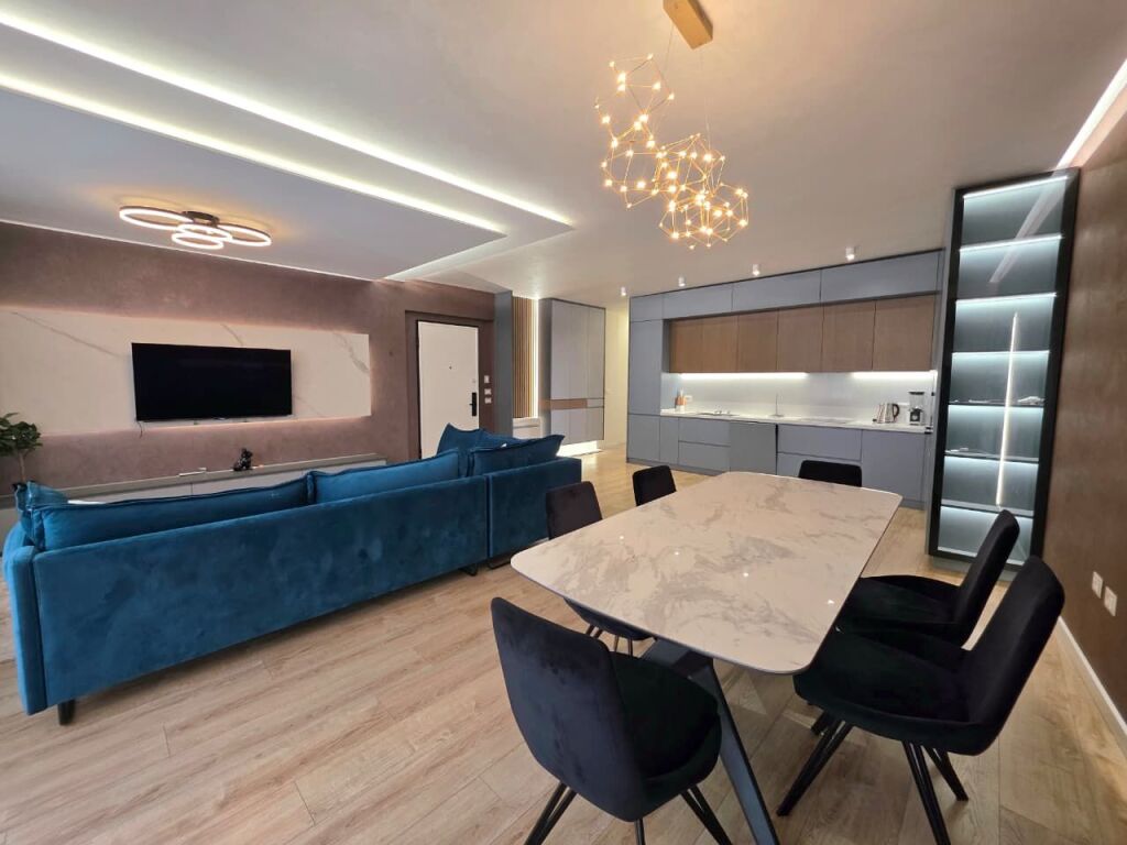 Me Qira: ✨️Super Apt 2+1(+2 Bllkn)📍Selvia- Kompl. Halili, perballe | Pallat i Ri V.2020| 890€/Muaj 🔥