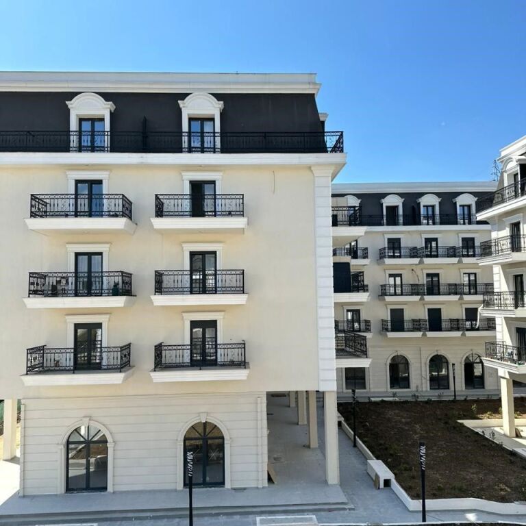 🏡 Shitet Apartament 1+1 – Tirana Porta e Re 📍