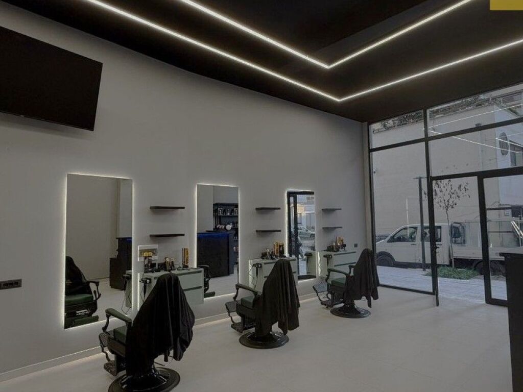 For sale, Barber Shop Business, New Bazaar, Tirana