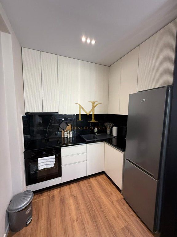 SHITET APARTAMENT MODERN 1+1 NE PLAZH ILIRIA!