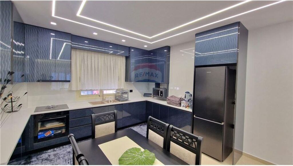 🏡 Appartamento 2+1 in Affitto – Lungo Mare, Vlorë