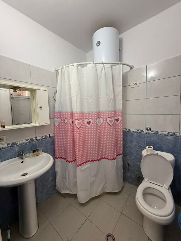 Apartament 2+1 me qera tek Ish Parku