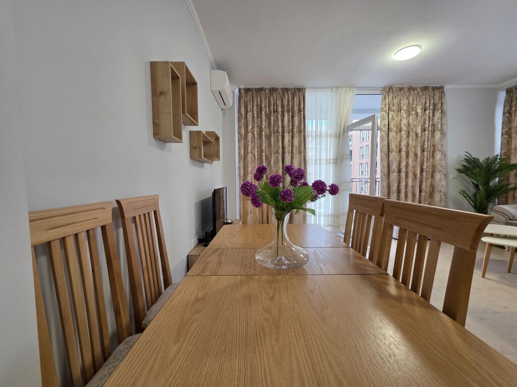 Bulevardi Ri Apartment 2+1+2 + Two Parking Spaces For Rent