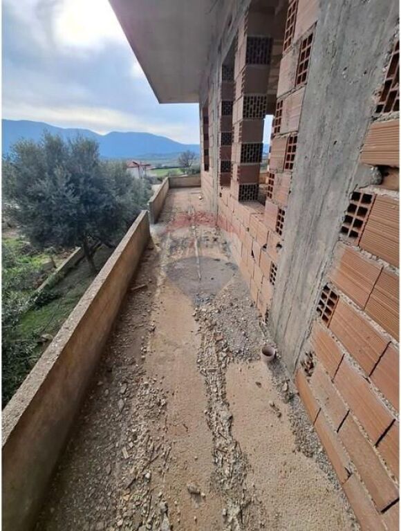 🏡 Vilë në Ndërtim – Për Shitje | Tragjas, Vlorë