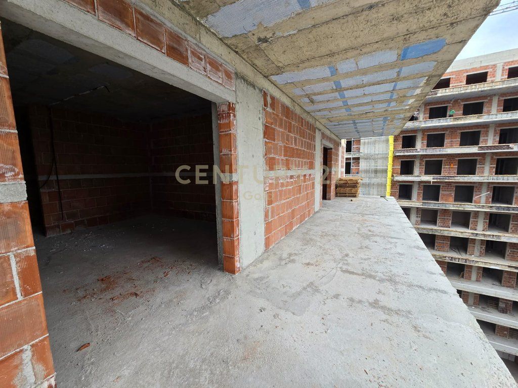 APARTAMENT 1+1 PER SHITJE TEK ISH FUSHA E AVIACIONIT