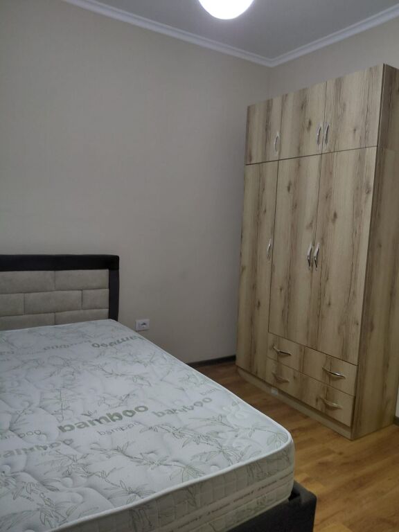 apartament me qera 2+1 5-Maji