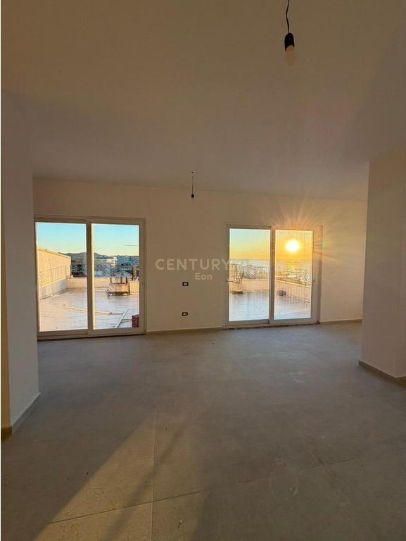 PAPAFINGO WITH SEA VIEW FOR SALE, QERRET !!