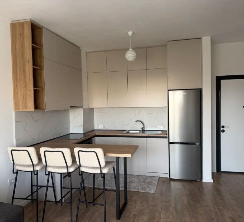 Affitto | Appartamento 1 + 1 | Kamez | 395 €/mese