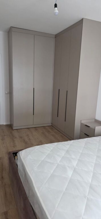 JEPET ME QERA 2+1 UNIVERS CITY + POST PARKIMI (500€)