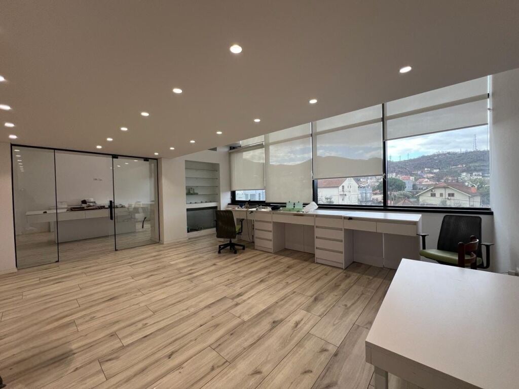 🏢 Dupleks me qira – Tirana Golden Park