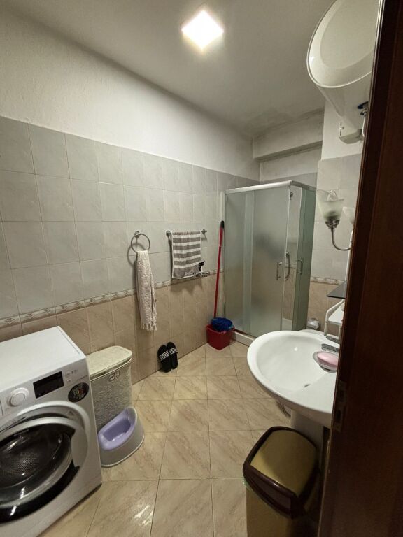 SHITET APARTAMENT 2+1 5 MAJI 12.500.000 LEKE FH-66918