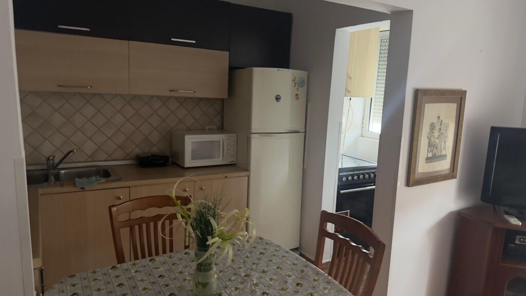 In Affitto Appartamento 2+1+1 Balcone