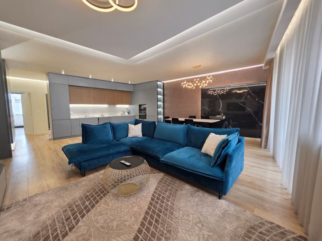 Me Qira: ✨️Super Apt 2+1(+2 Bllkn)📍Selvia- Kompl. Halili, perballe | Pallat i Ri V.2020| 890€/Muaj 🔥