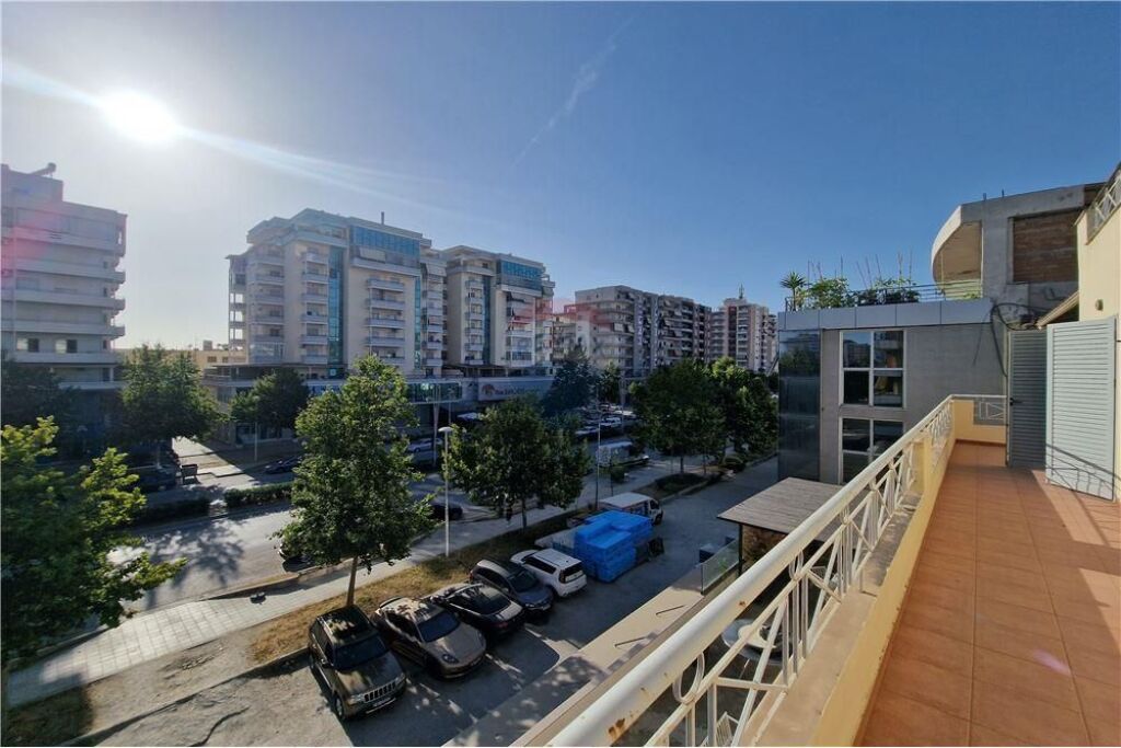 Okazion 950€/m2 Apartament ne shitje,Vlore