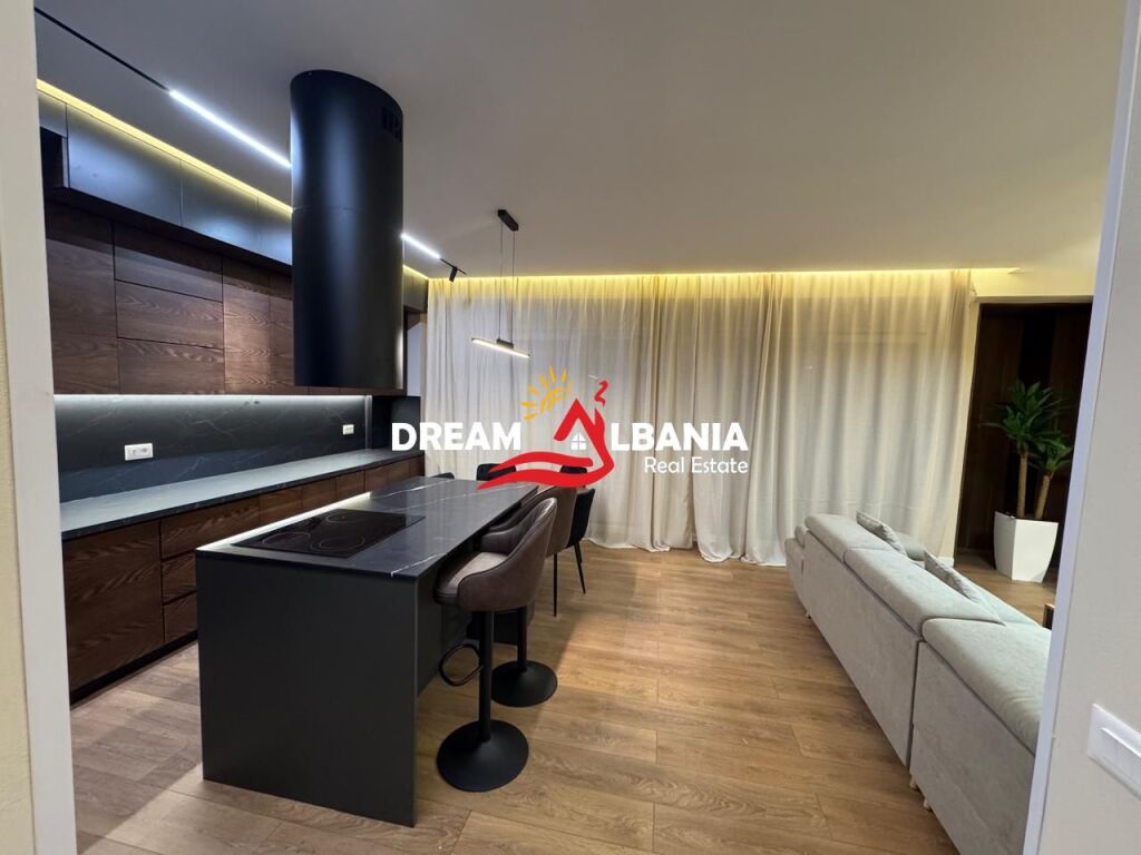 Appartamento 2+1+2 Posto Auto in Affitto al Giardino Botanico (ID 42215515)