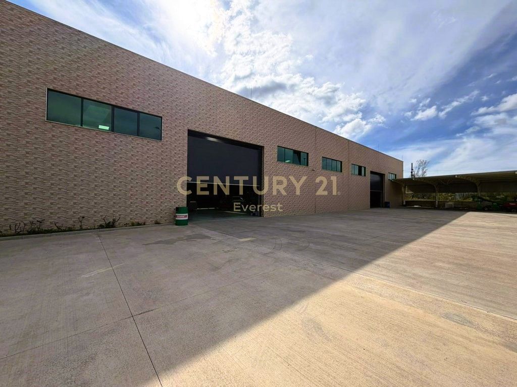 VORE, KAPANON PER QIRA