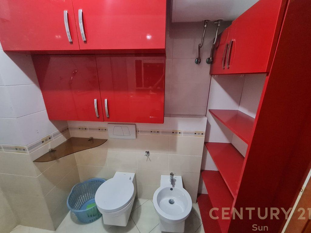 APARTAMENT 2+1+2 ME QIRA PRANË REPORT TV!