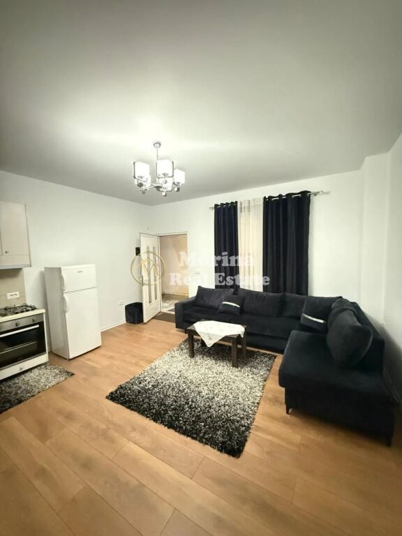 Rent | Private house 1 + 1 | Allias | 350 €/month