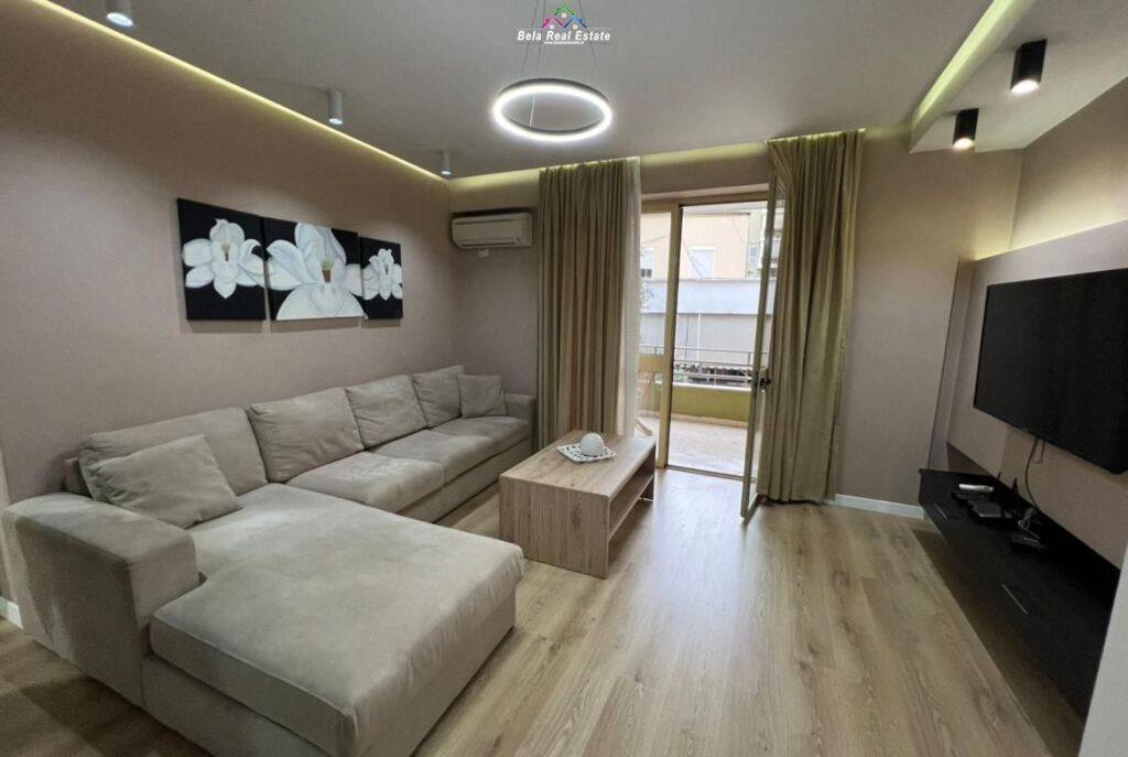 Apartament Me Qera 1+1 Ne Myslym Shyr (ID B2101604) Tirane