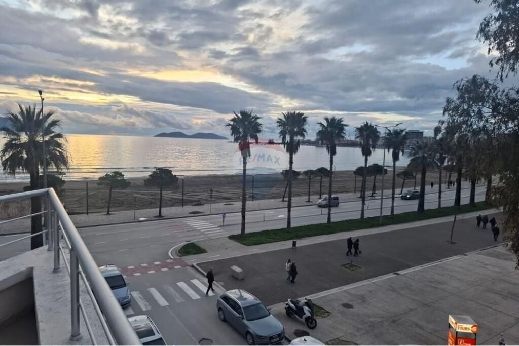 🏡 Apartment 2+1 for Rent – Lungomare, Vlorë