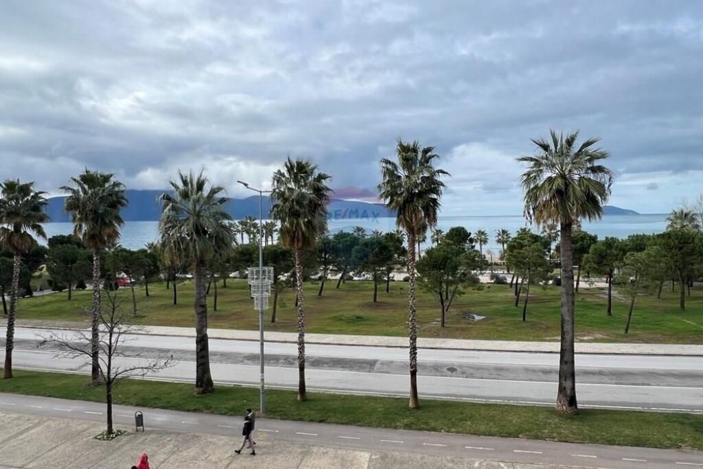 🏡 Appartamento 2+1 in Affitto – Lungomare, Vlorë (Zona Oslo)