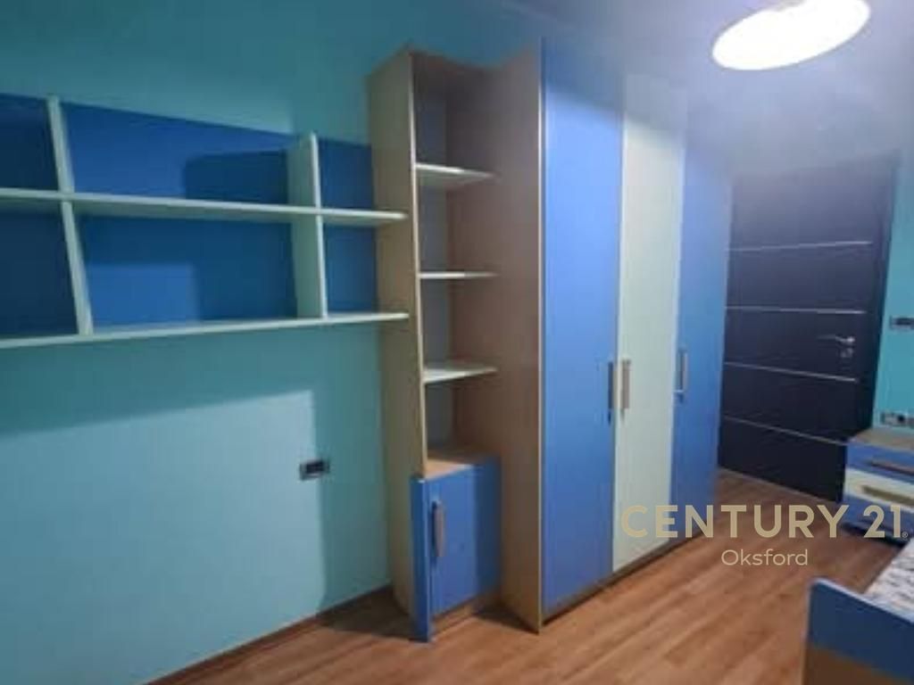 Penthouse për qira në Vlorë