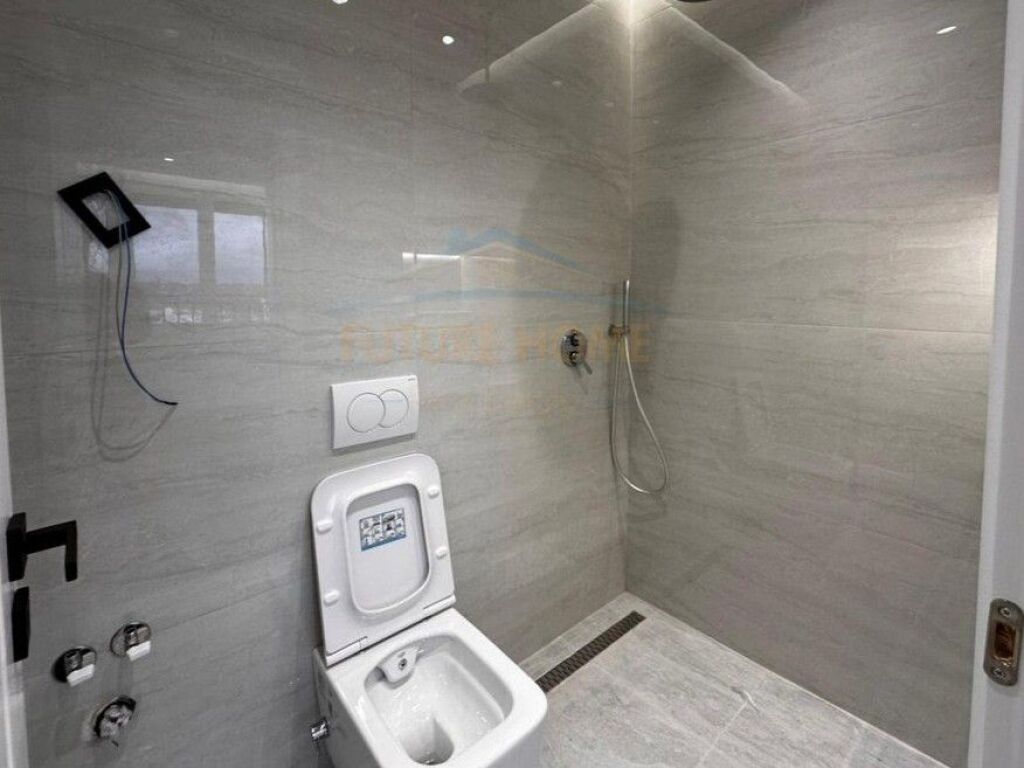 In vendita, Appartamento 2+1+2, Komuna e Parisit, Tirane