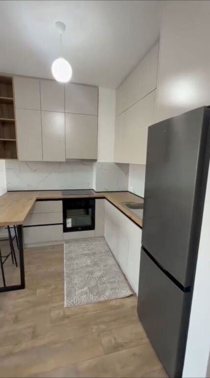 Apartament me qera 1+1