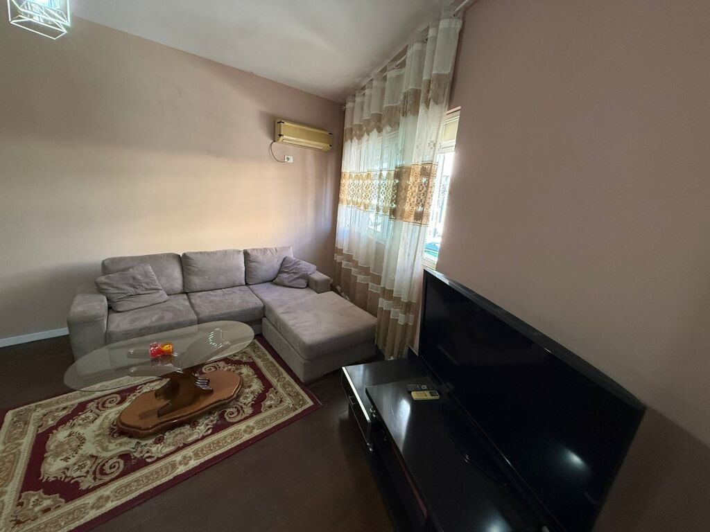 Apartament me qera 2+1 Tregu Elektrik