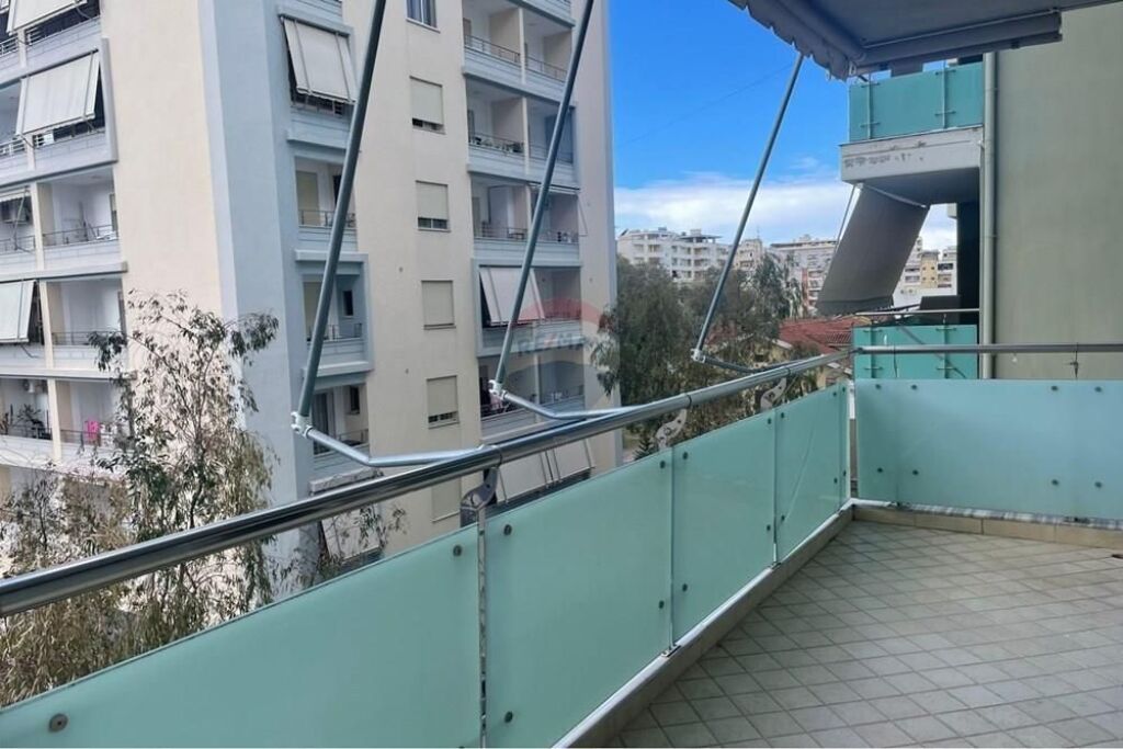 🏡 Apartament 3+1 me Qira – Pranë Parkut Aulona, Vlorë