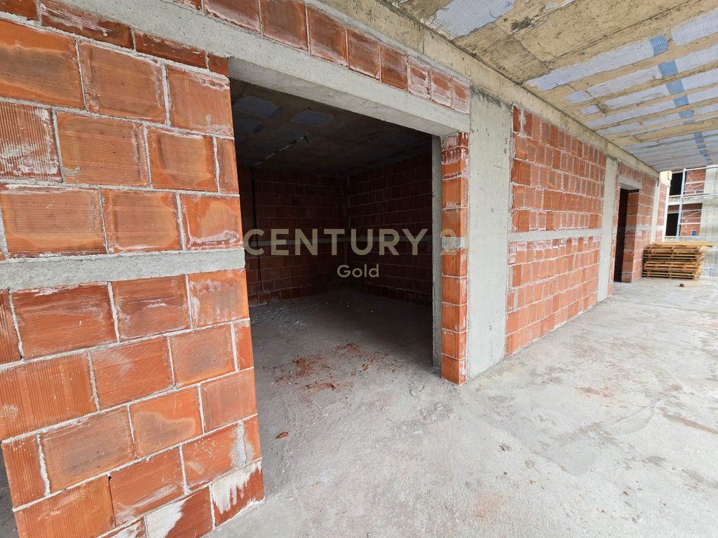 APARTAMENT 1+1 PER SHITJE TEK ISH FUSHA E AVIACIONIT