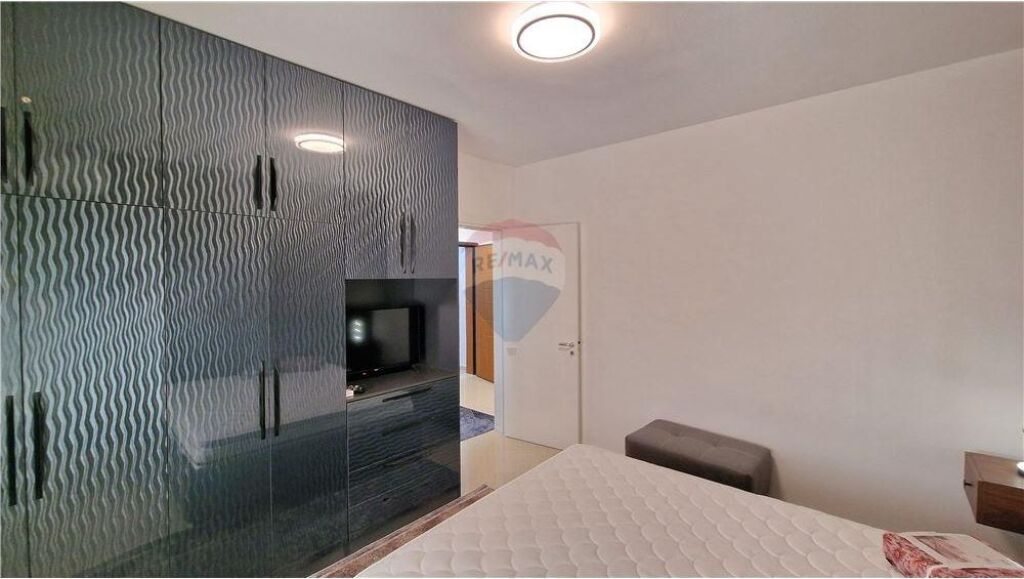 🏡 Appartamento 2+1 in Affitto – Lungo Mare, Vlorë