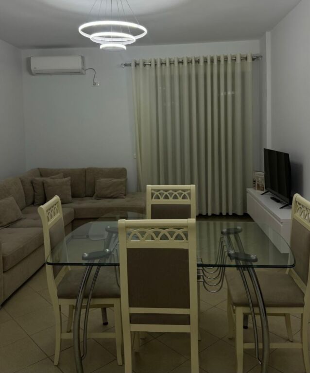 🔺Jepet me qera apartamenti 1+1 🔺