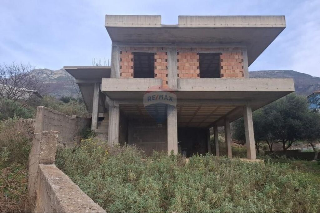 🏡 Vilë në Ndërtim – Për Shitje | Tragjas, Vlorë