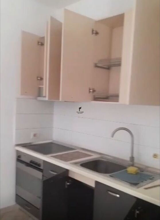 SHITET APARTAMENT 2+1 YZBERISHT 165.000 EURO FH-66885