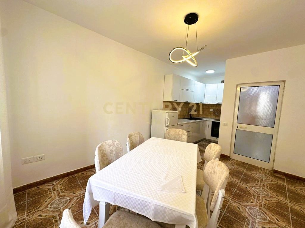 We sell 2+1 apartment on Durres Street!