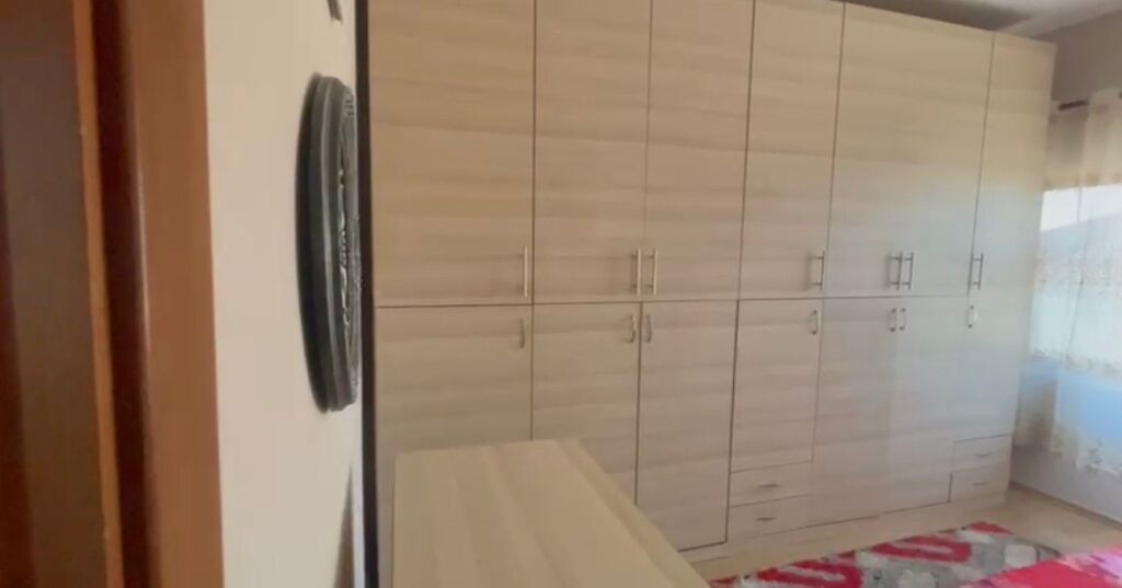 Apartament me qera 1+1 - 📍Jordan Misja, prane shinave