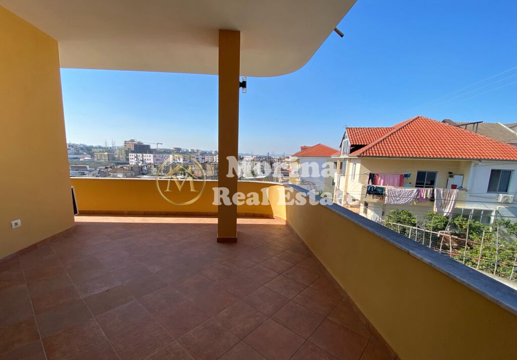 Qera, Hyrje Private 2+1, Shkoze, 600 euro/muaj