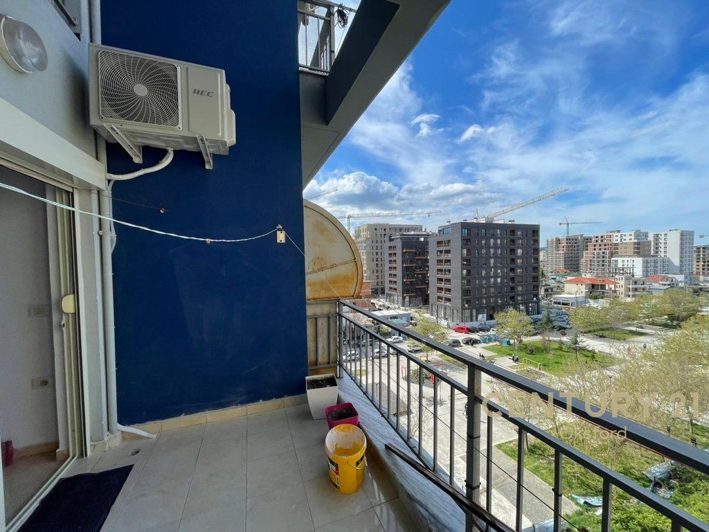 PËR QIRA APARTAMENT 2+1 NË FUSHËN E AVIACIONIT