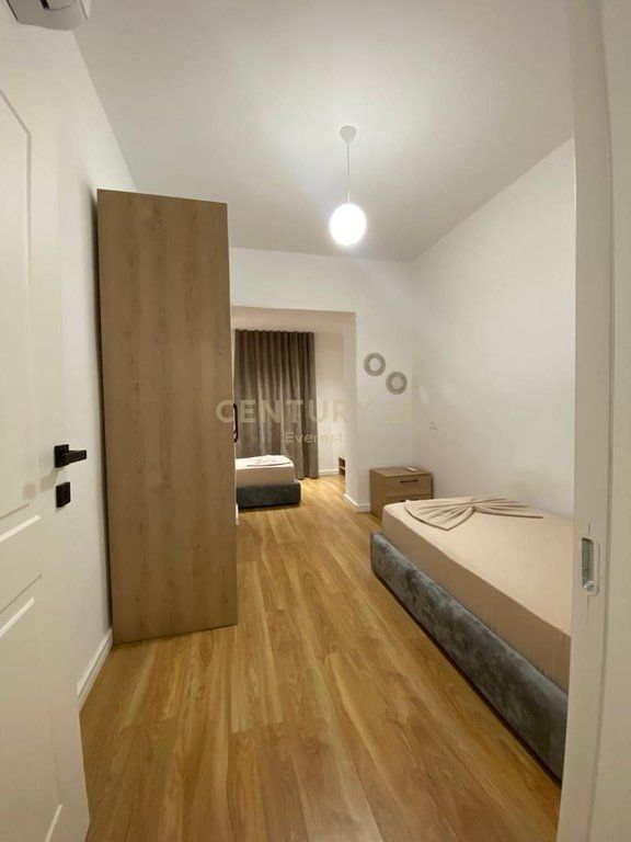 21-DHJETORI, APARTAMENT 2+1 PER QIRA