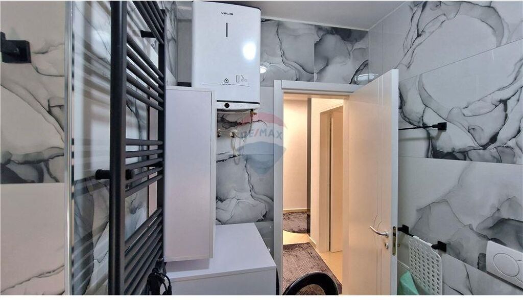 🏡 Appartamento 2+1 in Affitto – Lungo Mare, Vlorë