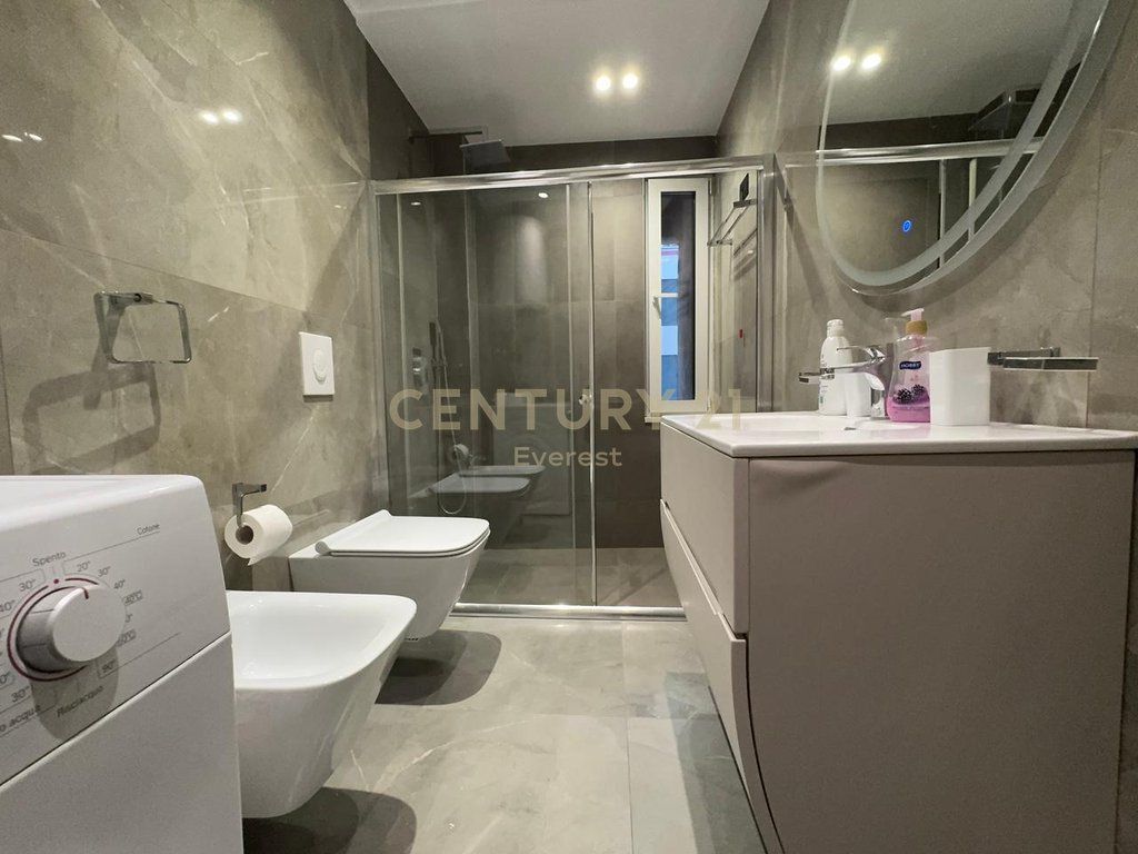 DURRËS ROAD – 2+1 APARTMENT FOR RENT NEAR HOTEL COLOSSEO!